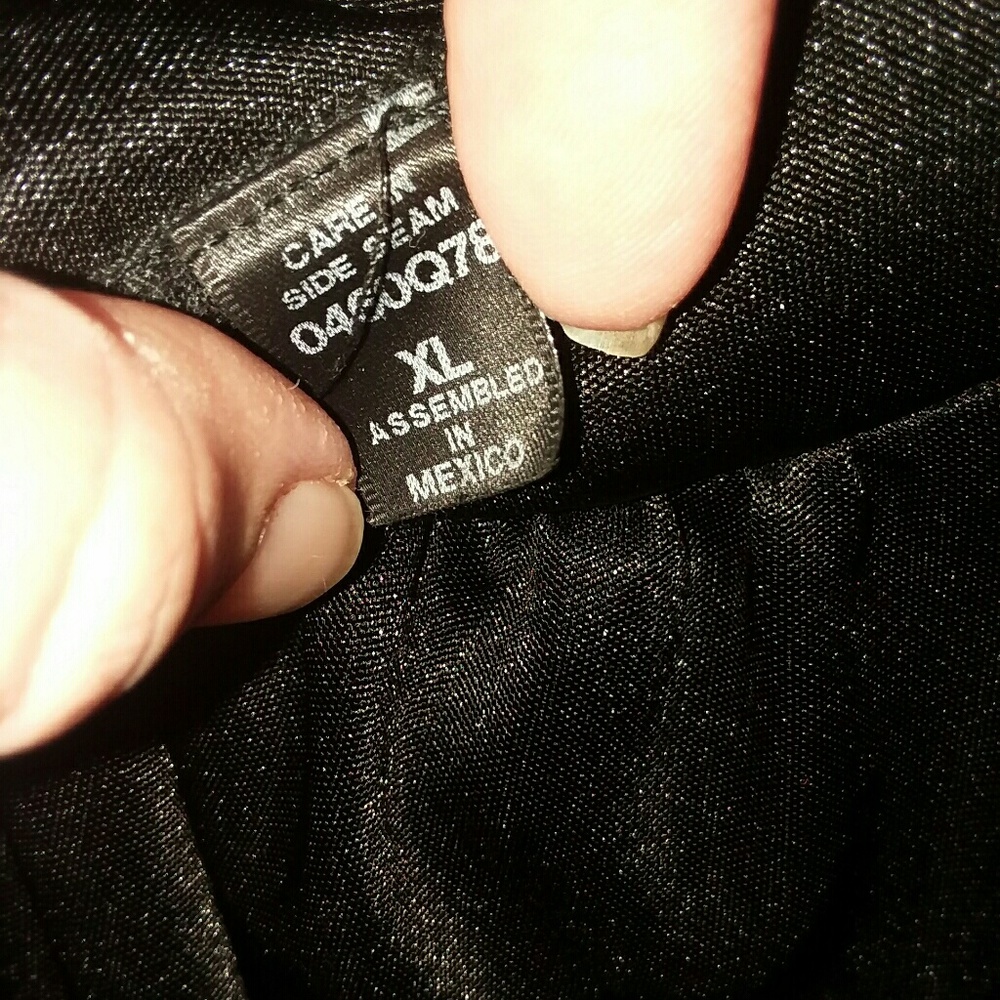 Polyester blouse black - Picture 2 of 3